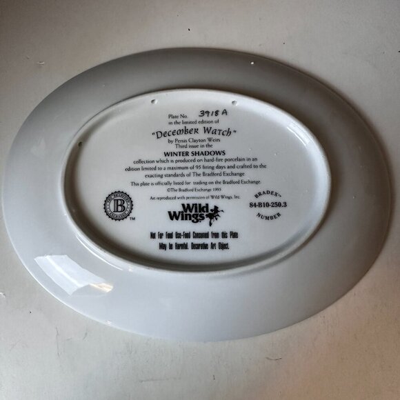 "DECEMBER WATCH BY PERIS CLAYTONWEIRS, DECORATIVE PLATE # 3918 A - Picture 2 of 5